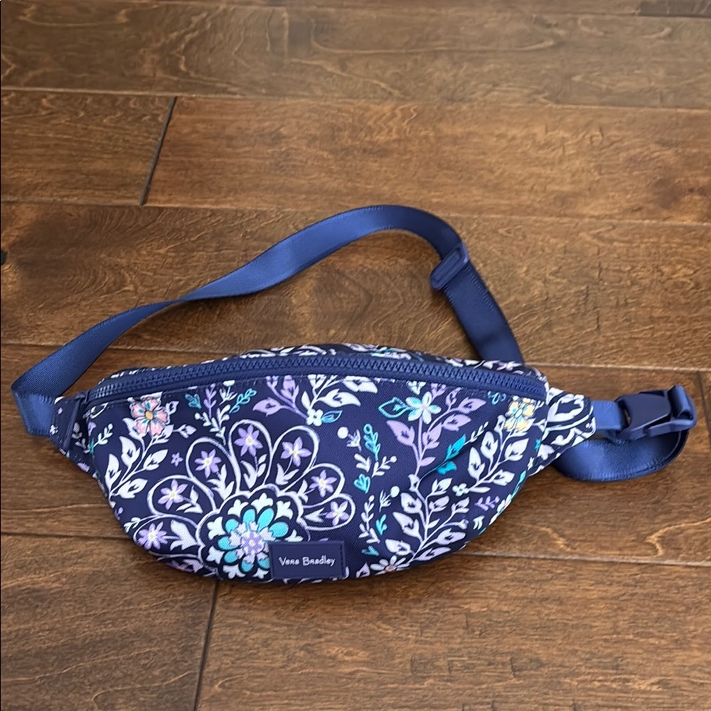 Vera Bradley ReActive Paisley Belt Bag RFID